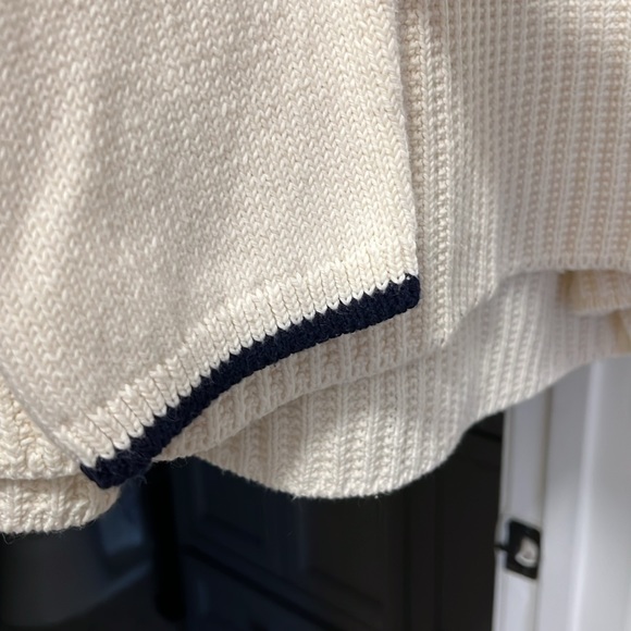 New Talbots 2X sweater with nice details! - Picture 2 of 7